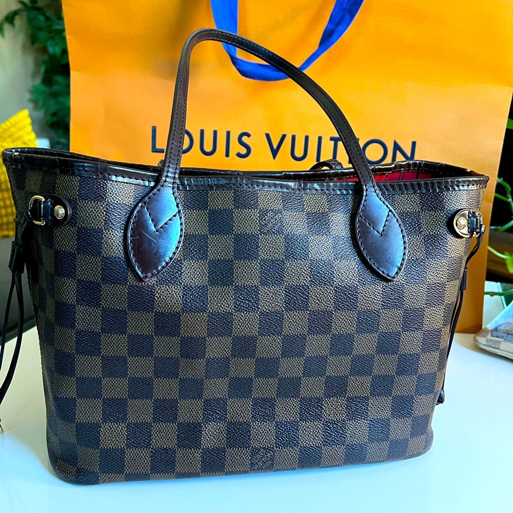 Authentic Louis Vuitton damier ebene pm neverfull